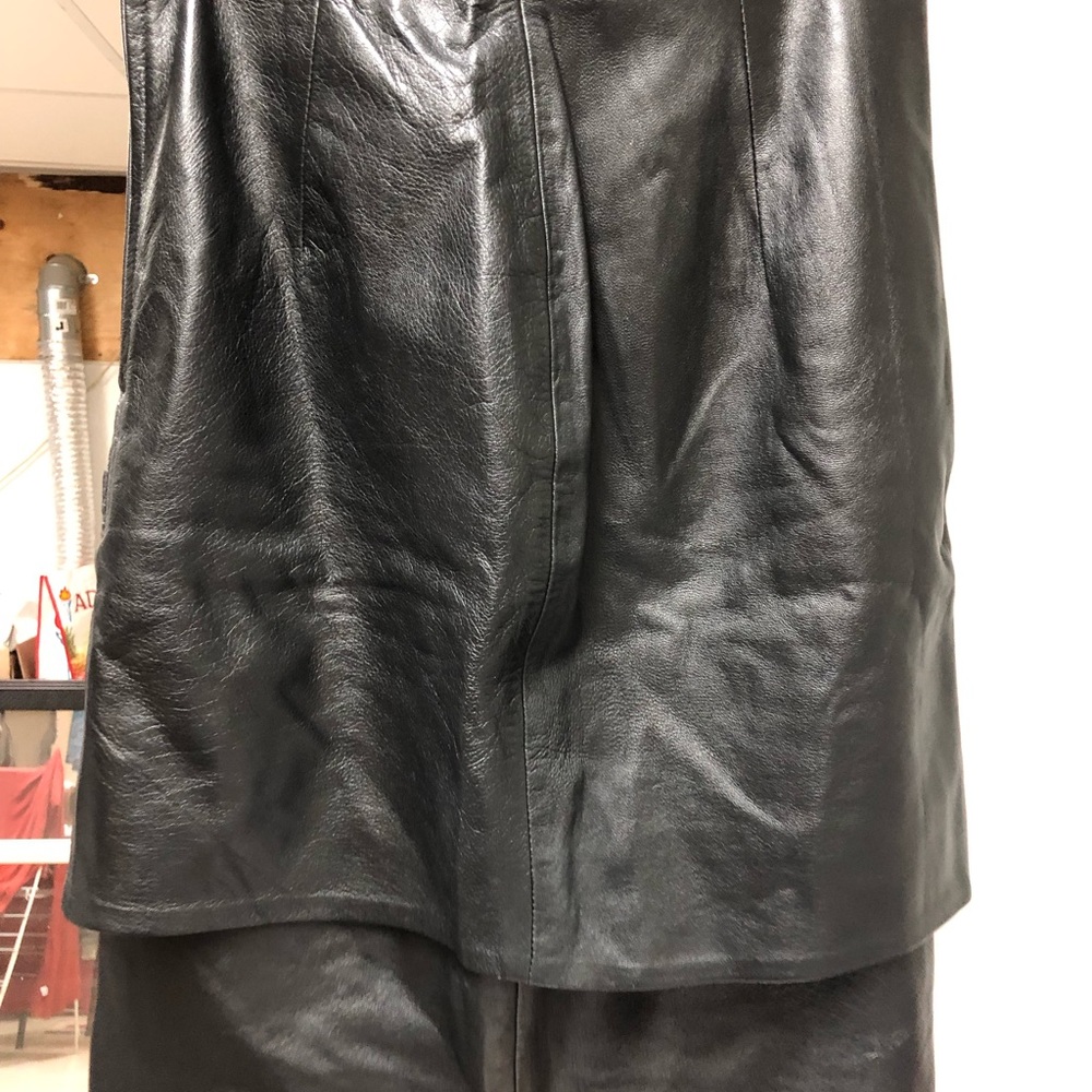 Two folds leather skirt
